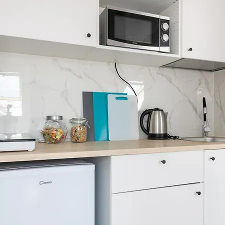 Comfortable 3city In By Renters غدينيا